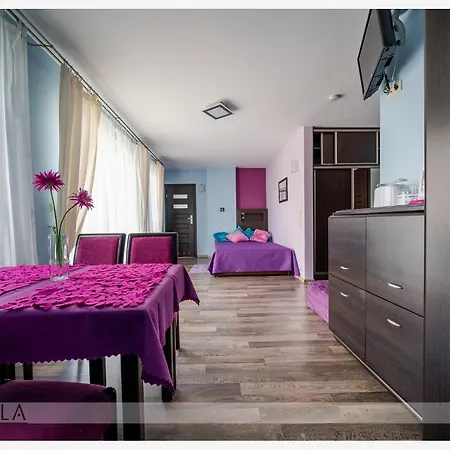 Villa La Perla - Apartamenty I Pokoje Przy Morzu 4*