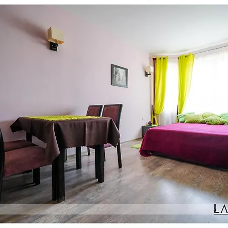 La Perla - I Przy Morzu Affittacamere 4*