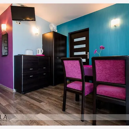 Villa La Perla - Apartamenty I Pokoje Przy Morzu 4*